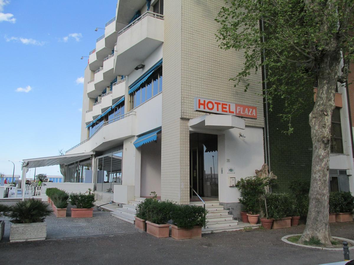 Hotel Plaza Fano Exterior foto